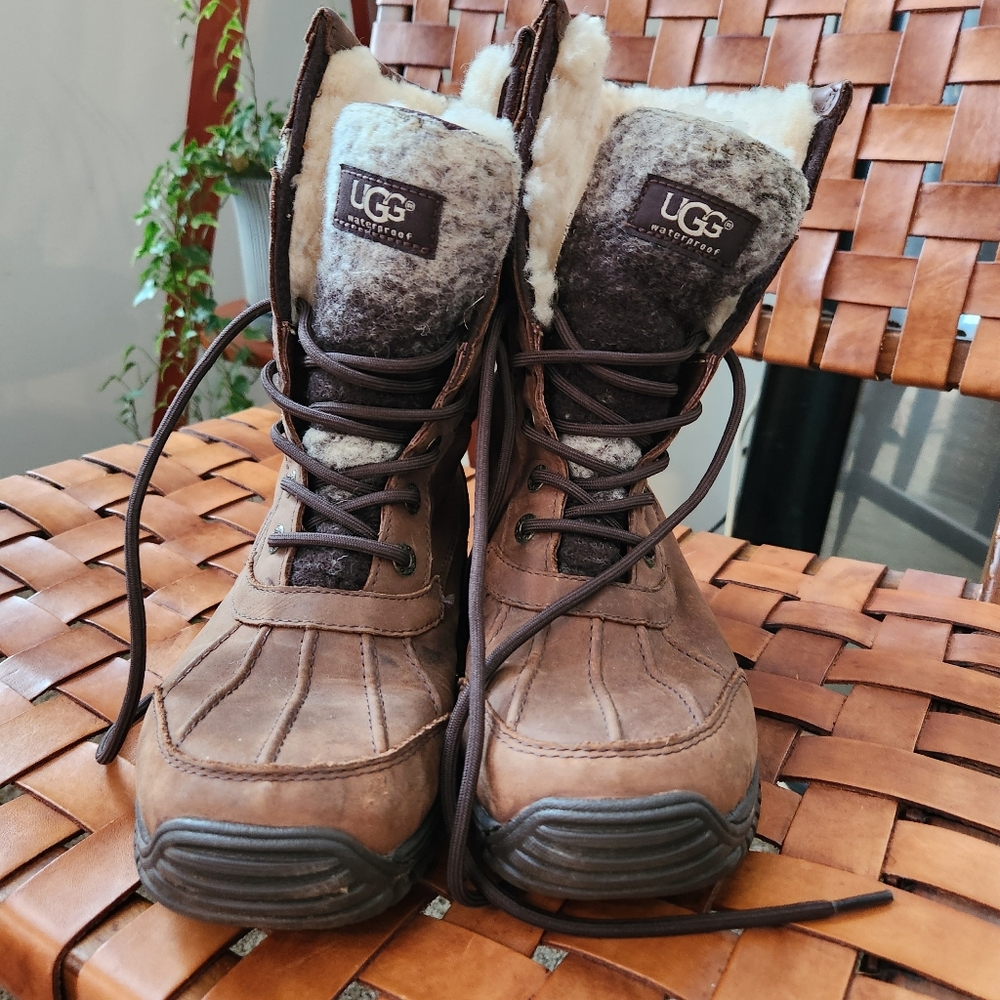 UGG Adirondack II Brown Snow Boots Size 8 Leather Wool Waterproof Vibram - Picture 6 of 6